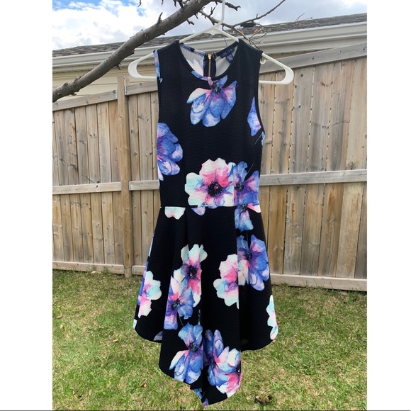 🧸2/$25🧸 Black Watercolour Flower Dress - Picture 1 of 5